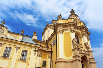Fototapeta na wymiar St. George's Cathedral, a baroque-rococo cathedral in the city of Lviv, Ukraine