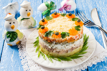 Easter treats: festive salad with tuna and vegetables