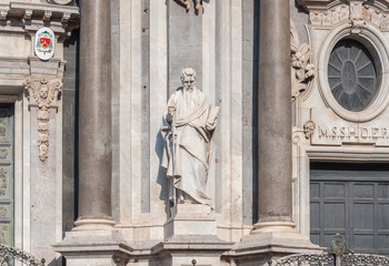 Fototapeta premium View facade and statue of the Cathedral of Saint Agatha in Catania