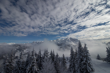 chaine des aravis en hiver