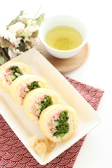 Japanese food, tuna and lettuce sushi roll