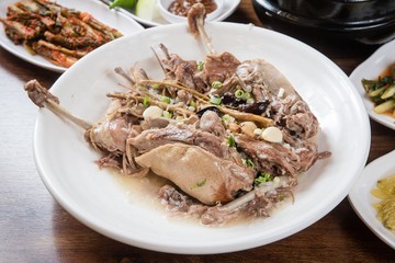 neungi beoseot ori baeksuk.  Boiled Duck with Scorched Rice