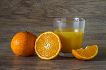Orange et jus frais