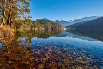 Naklejka premium Hechtsee bei Kufstein im Herbst