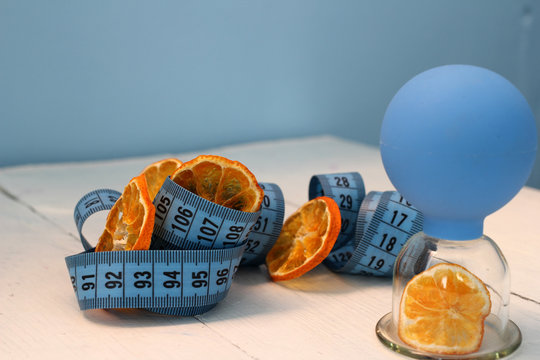 Лента для измерения объема талии, массажер от целлюлита и дольки апельсинов
