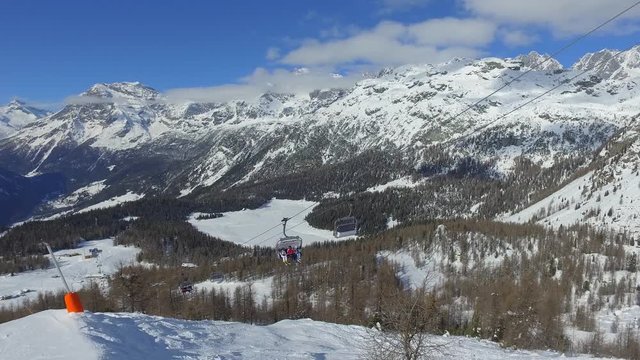 Skilift in ski resort - Valtellina and winter sport
