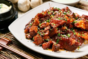 Spicy Pigs' Feet. maeun jokbal