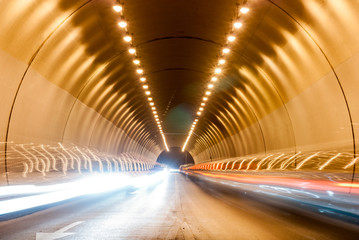 Tunnel 