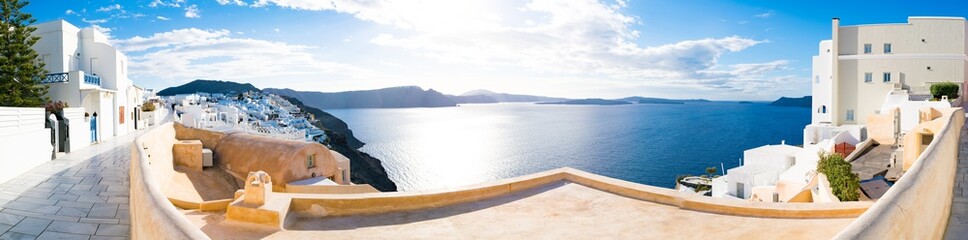 Naklejka premium Panorama Oia. Santorini, Grecja