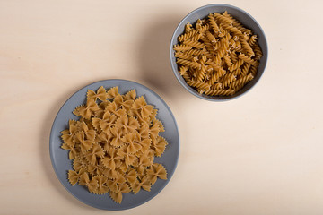 pasta fusilli e farlalle