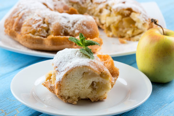 Apple cake