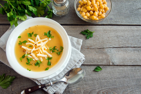 Chickpea Soup with Cheese and Parsley