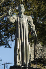 Bronzestatue (von Albert Wider) des Niklaus von Fl&uuml;e, auf dem Fl&uuml;eli ob Sachseln, Obwalden, Schweiz