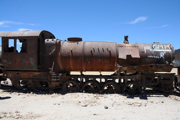 Fototapeta na wymiar Verrostete Lokomotive in der Wüste