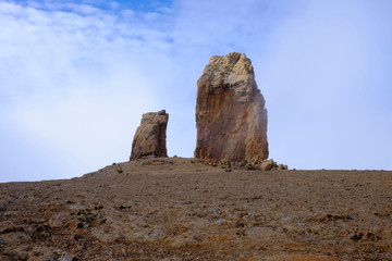 Fototapeta na wymiar View on famous rock Roque Nublo on the Canary Island Gran Canaria, Spain.