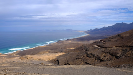 Fototapeta na wymiar View on the beach Cofete on the Canary island Fuerteventura, Spain.