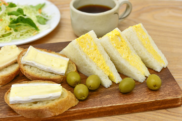 Egg sand and cheese bread