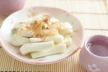 島らっきょうの塩漬け