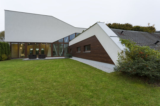 Futuristic Villa Exterior With Garden