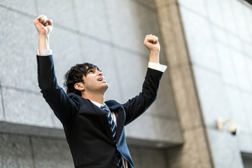 young man who delights both hands