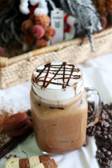 Ice_chocolate_with_cookie