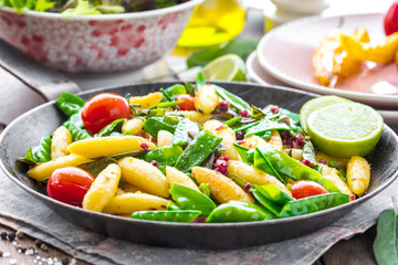 Frische hausgemachte schupfnudeln