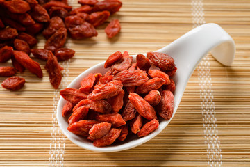 Bacche di goji essicate, fuoco selettivo