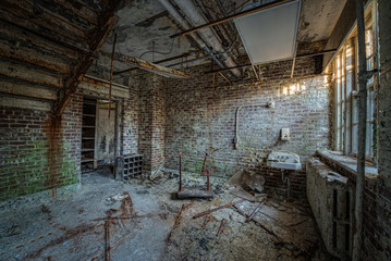 Fototapeta na wymiar Abandoned room at Letchworth Village