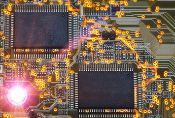 Electronic chip and standard inscriptions of resistors and condensers