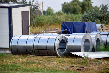 Obraz premium Rolls of sheet metal. Storage of building materials