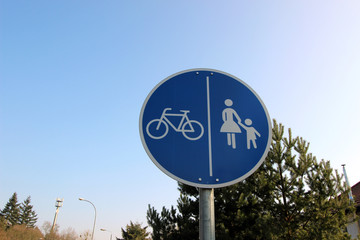 Verkehrszeichen Rad- und Fußweg