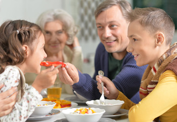 family eating dinner 