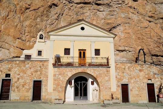 Santuario della Santissima Trinit&agrave; - Vallepietra - Roma - Lazio - Italia
