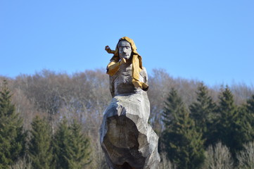 Holzskulptur in der Rhön - Maulkuppe