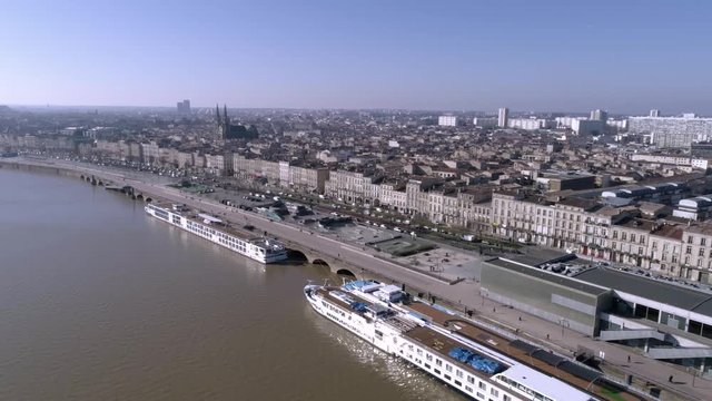 Pont Chaban Delmas, Bordeaux