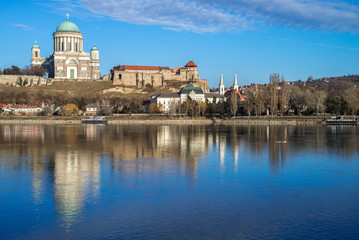 Obraz premium Basilica of Esztergom city in Hungary