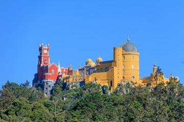 Fototapeta na wymiar Vista do Palácio da Pena - Sintra, Lisboa, Portugal 