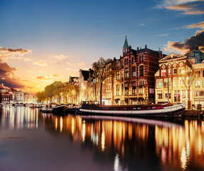 Obraz premium Beautiful night in Amsterdam.