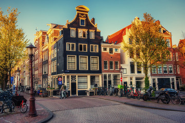 Beautiful tranquil scene the city of Amsterdam. - obrazy, fototapety, plakaty
