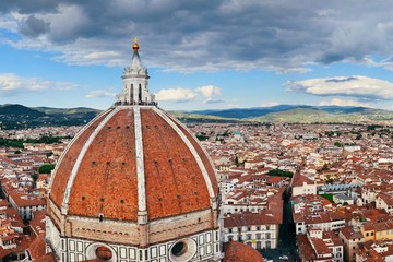 Fototapeta na wymiar Duomo Santa Maria Del Fiore dome