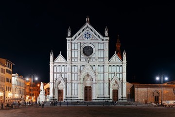 Fototapeta premium Basilica di Santa Croce Florence at night
