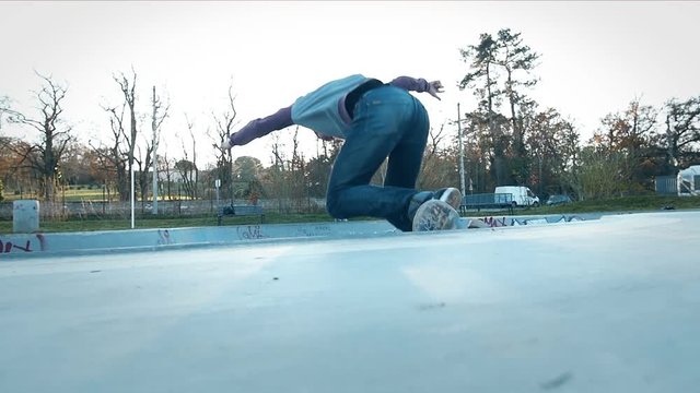 Skateboard Tricks With Sunset HD 100fps Slow Motion
