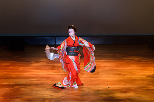 Japanese Dance