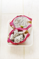 ドラゴンフルーツ　ピタヤ