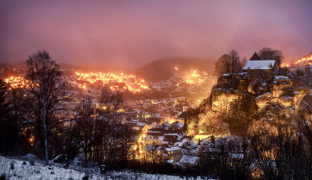 &uuml;ppig bl&uuml;hende rosa Rosen