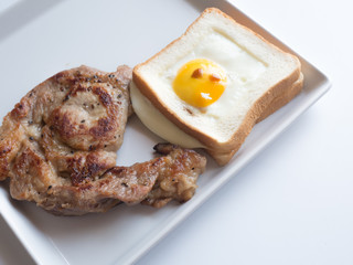 breakfast,Include,pork steak,Fried egg,banana bread