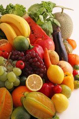 新鮮な野菜と果物　
