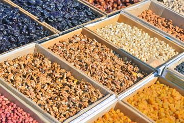 dried fruits and nuts for sale