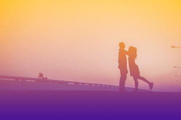 Fototapeta premium Silhouette couples in love the sky.