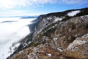 Berglandschaft im Winter / &Uuml;ber den Wolken / Aussicht auf Wolkendecke 